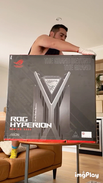 RTX 5090 넣어서 컴퓨터 조립하는 남자 | 인스티즈