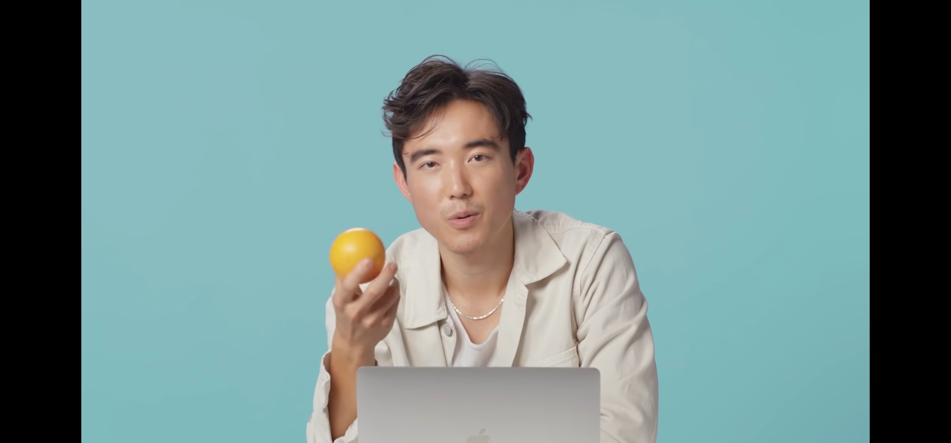 오렌지 진짜 특이하게 먹는 배우 | 인스티즈