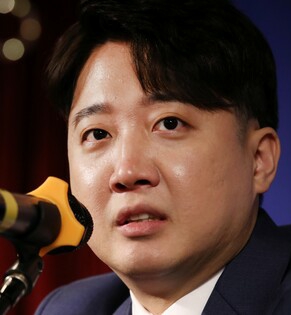 준석빠들이 살빠진걸로 칭찬하는 이준석 살빼기 전 | 인스티즈