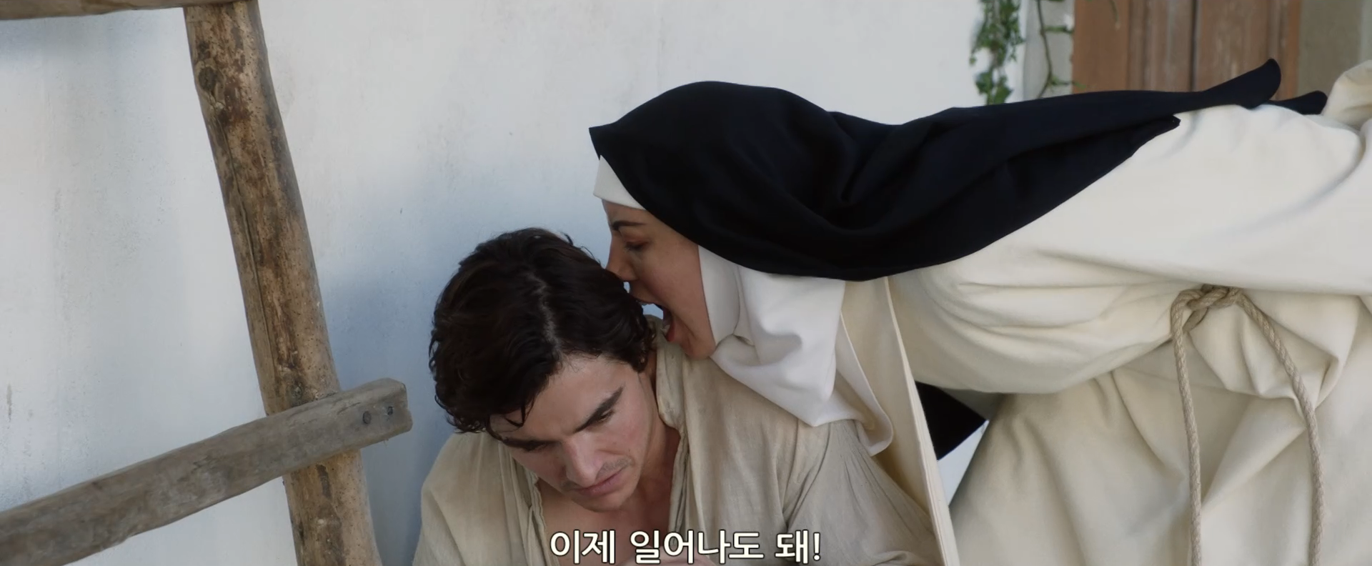 웃었다가 수녀님들한테 처맞고 일을 그만두게 되었습니다.. | 인스티즈