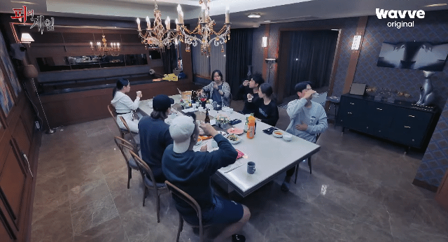  두뇌 서바이벌 프로그램 중 초반 도파민 1위 (스포 잇음 스포 안 밟고 정주행 하고..