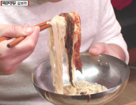 멸치칼국수 + 겉절이 + 수육 강호동 먹방 | 인스티즈