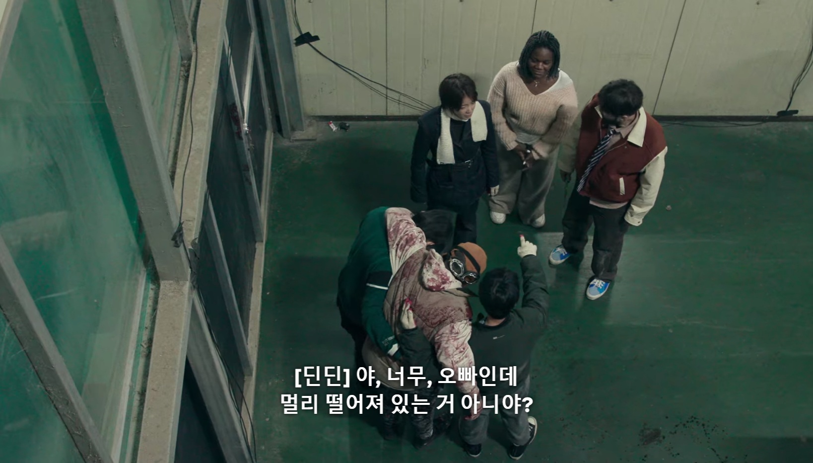 넷플릭스 좀비버스에서 조나단 바로 버리는 파트리샤.jpg | 인스티즈