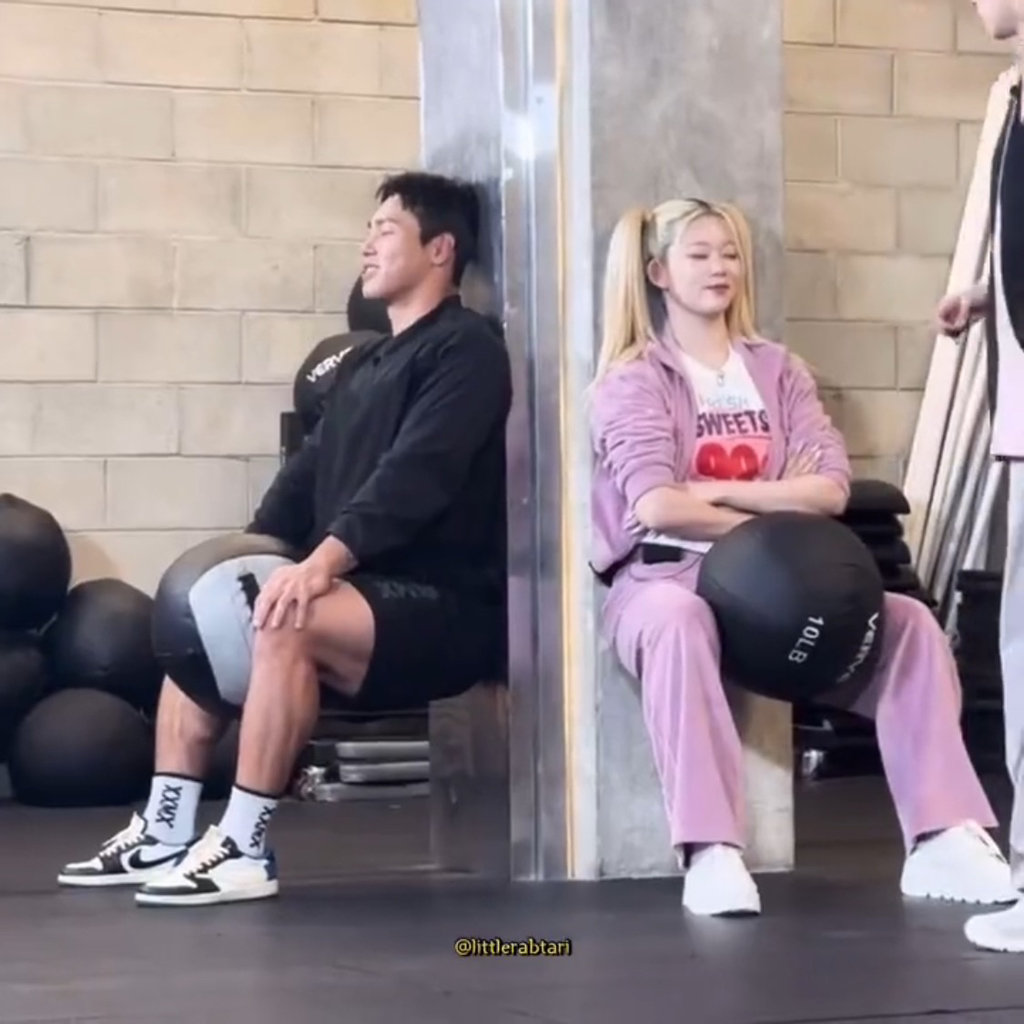  3대 160 츠키가 3대 620 윤성빈 스쿼트 이김
