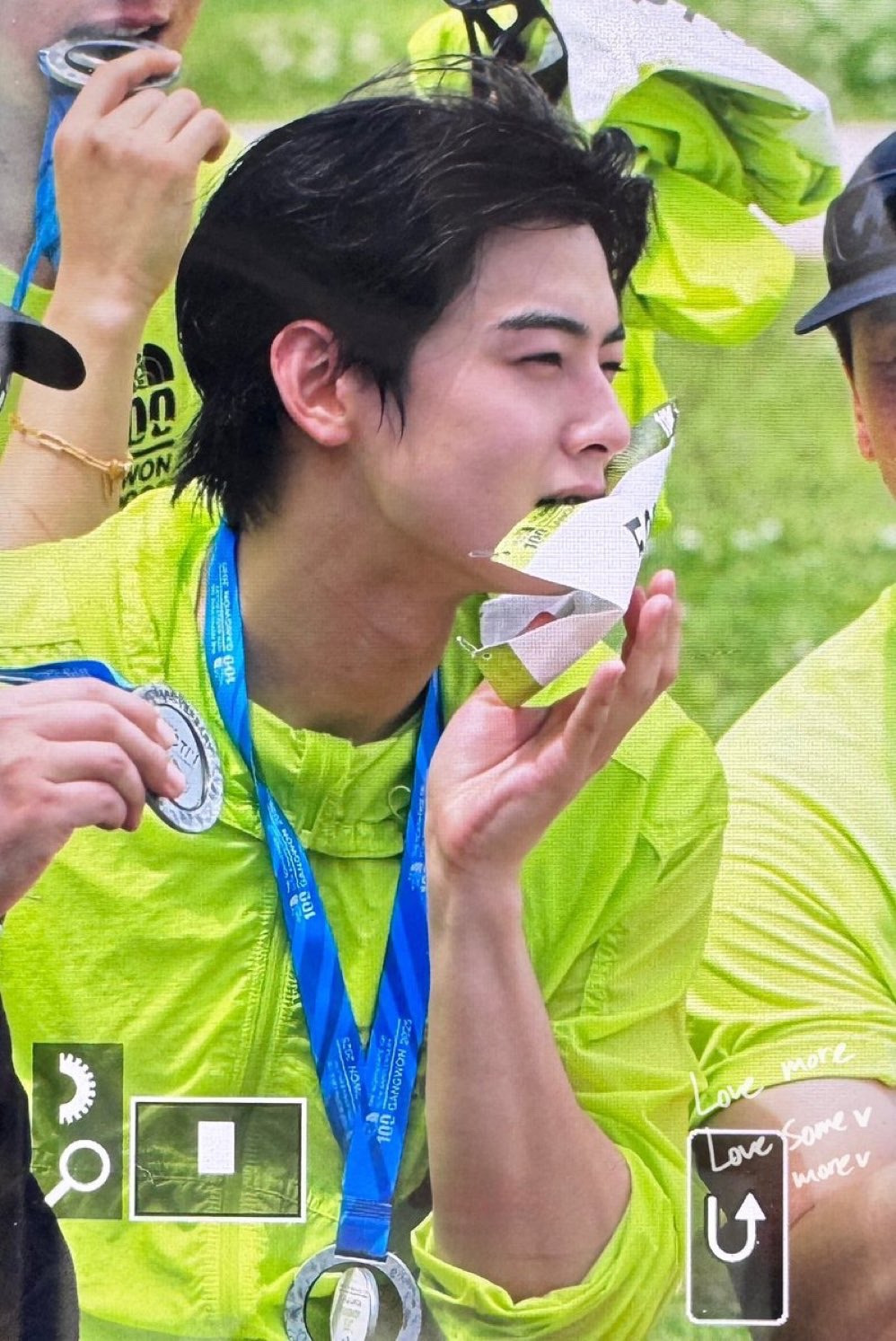  여시가 차은우처럼 생겼으면 인생 체감 난이도 몇일 것 같은지 궁예하는 달글