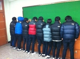 2025년 현재 시점에서 딱 응칠 추팔에 대응된다는 연도 | 인스티즈