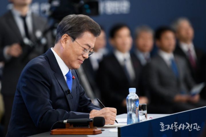 여시들의 교수를 골라보세요.twt | 인스티즈