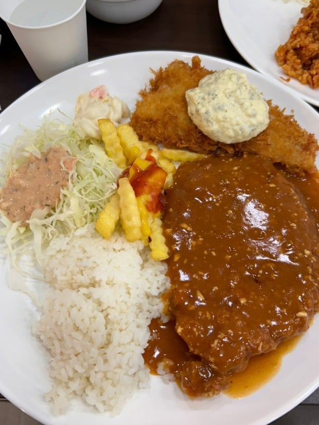  경양식 돈까스 vs 일식 돈까스