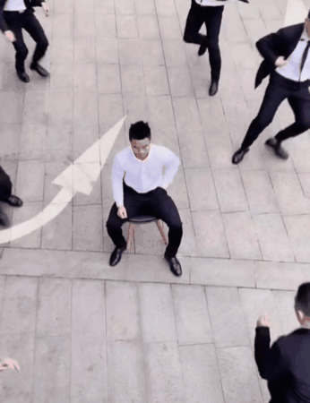  대륙의 VIP 철통경호 훈련 영상.gif