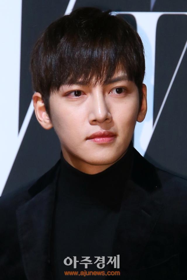 지창욱 과거와 현재 | 인스티즈