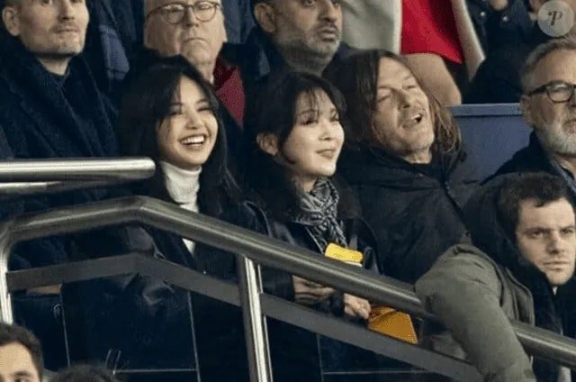  이강인 여자친구와 사진 찍혔던 의외의 인물들1