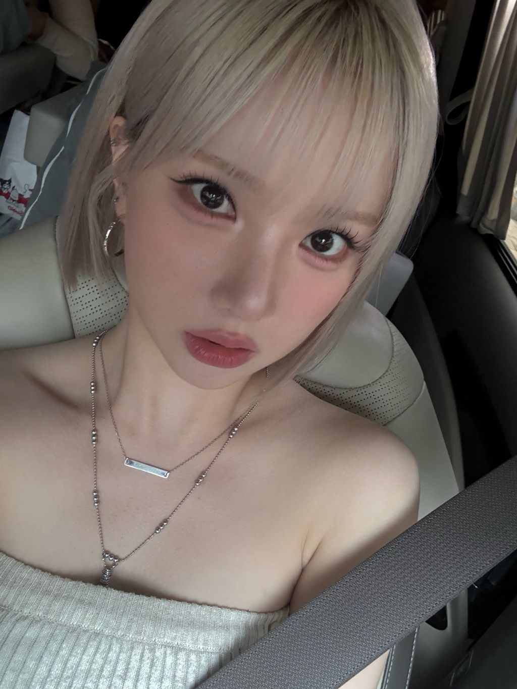 오랜만에 단발한 은하 | 인스티즈