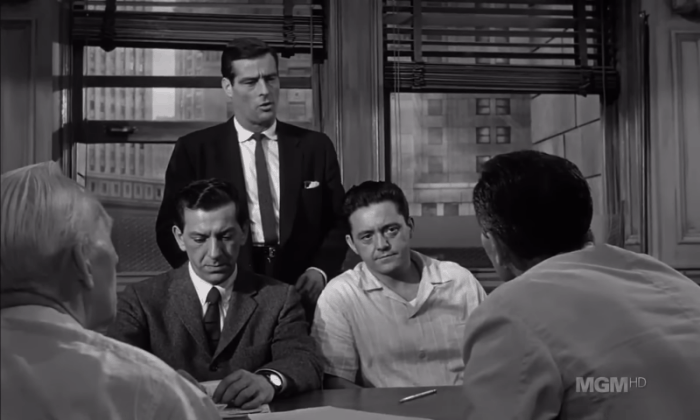 영화 역사상 올타임 레전드 불후의 명작, 12명의 성난 사람들(1957) 재투표 장면 .gif | 인스티즈