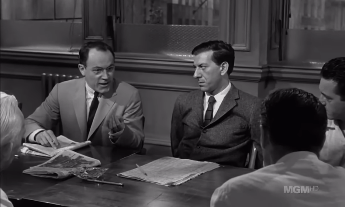 영화 역사상 올타임 레전드 불후의 명작, 12명의 성난 사람들(1957) 재투표 장면 .gif | 인스티즈