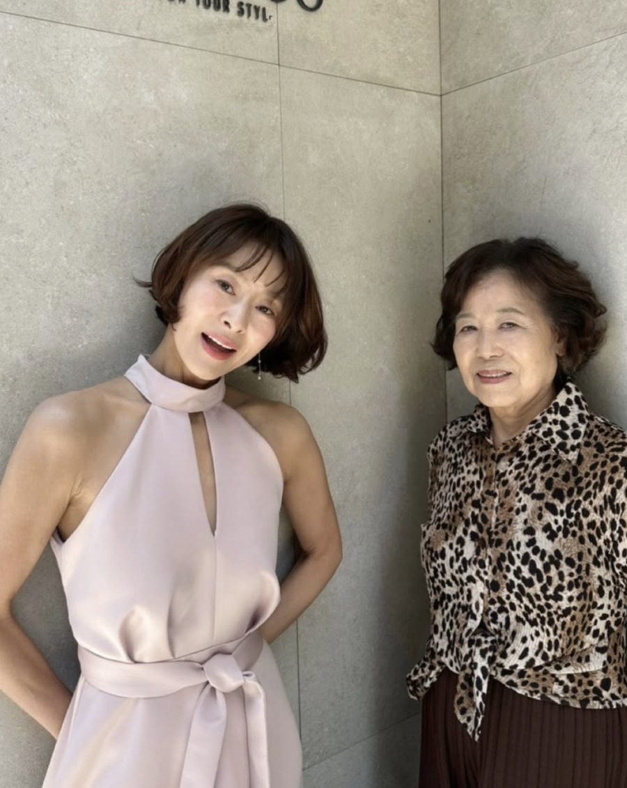  동안이라는 예지원 어머니