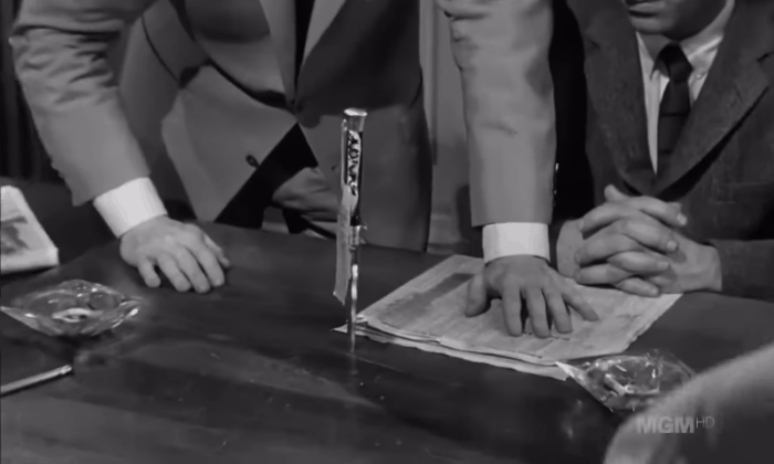 영화 역사상 올타임 레전드 불후의 명작, 12명의 성난 사람들(1957) 재투표 장면 .gif | 인스티즈