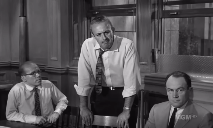 영화 역사상 올타임 레전드 불후의 명작, 12명의 성난 사람들(1957) 재투표 장면 .gif | 인스티즈