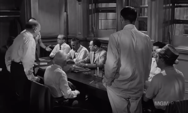 영화 역사상 올타임 레전드 불후의 명작, 12명의 성난 사람들(1957) 재투표 장면 .gif | 인스티즈