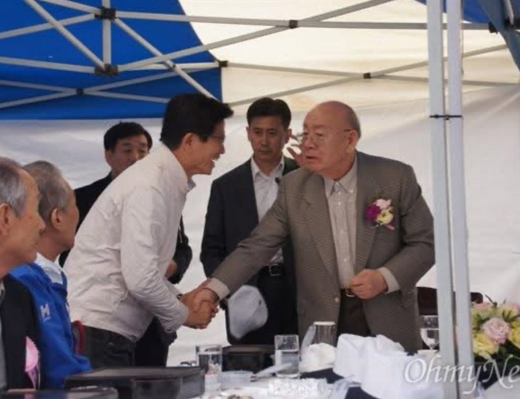  운동권이었다가 저렇게 바뀐것도 신기하다