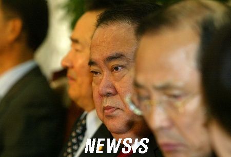  어딘가..한나라당같이 생겼는데 아닌 사람들.jpg (부제:억울한 사람들) | 인스티즈