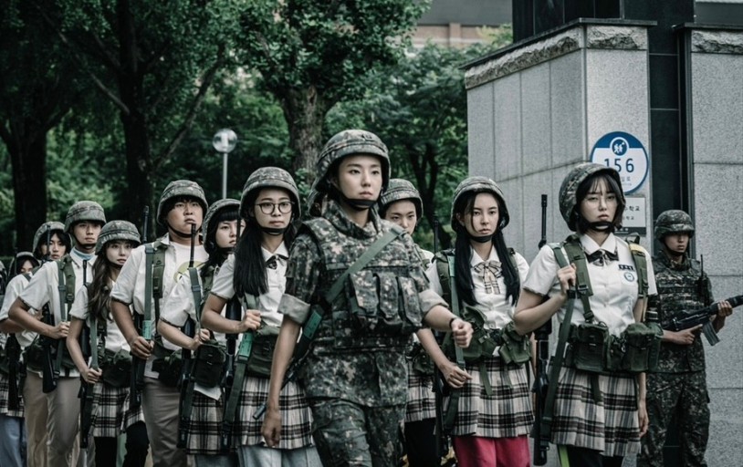 하이틴 아포칼립스물 방과후 전쟁활동 분위기 | 인스티즈