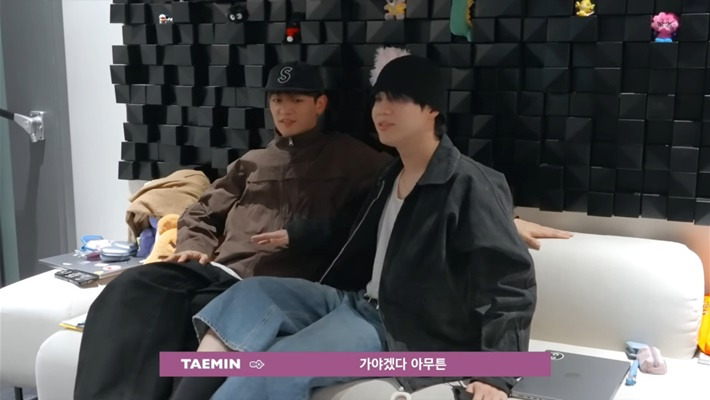 태민한테 다정하게 한국 언제 왔냐고 묻다가 취조 시작하는 샤이니 민호 | 인스티즈