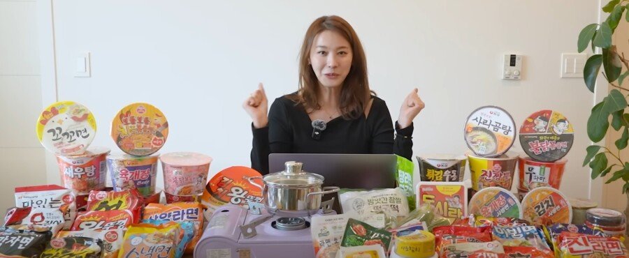  배우 유인영의 라면 티어.jpg