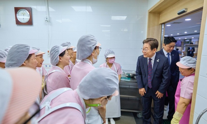 오늘자 이재명 대통령 | 인스티즈