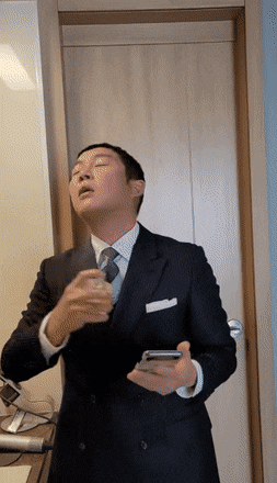 향기 좋기로 유명한 리한나가 향수 뿌리는 방법 | 인스티즈