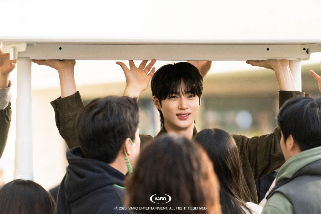 다시 만난 첫사랑 WooSeok 일룸이이룸 📸💗비하인드 포토 | 인스티즈