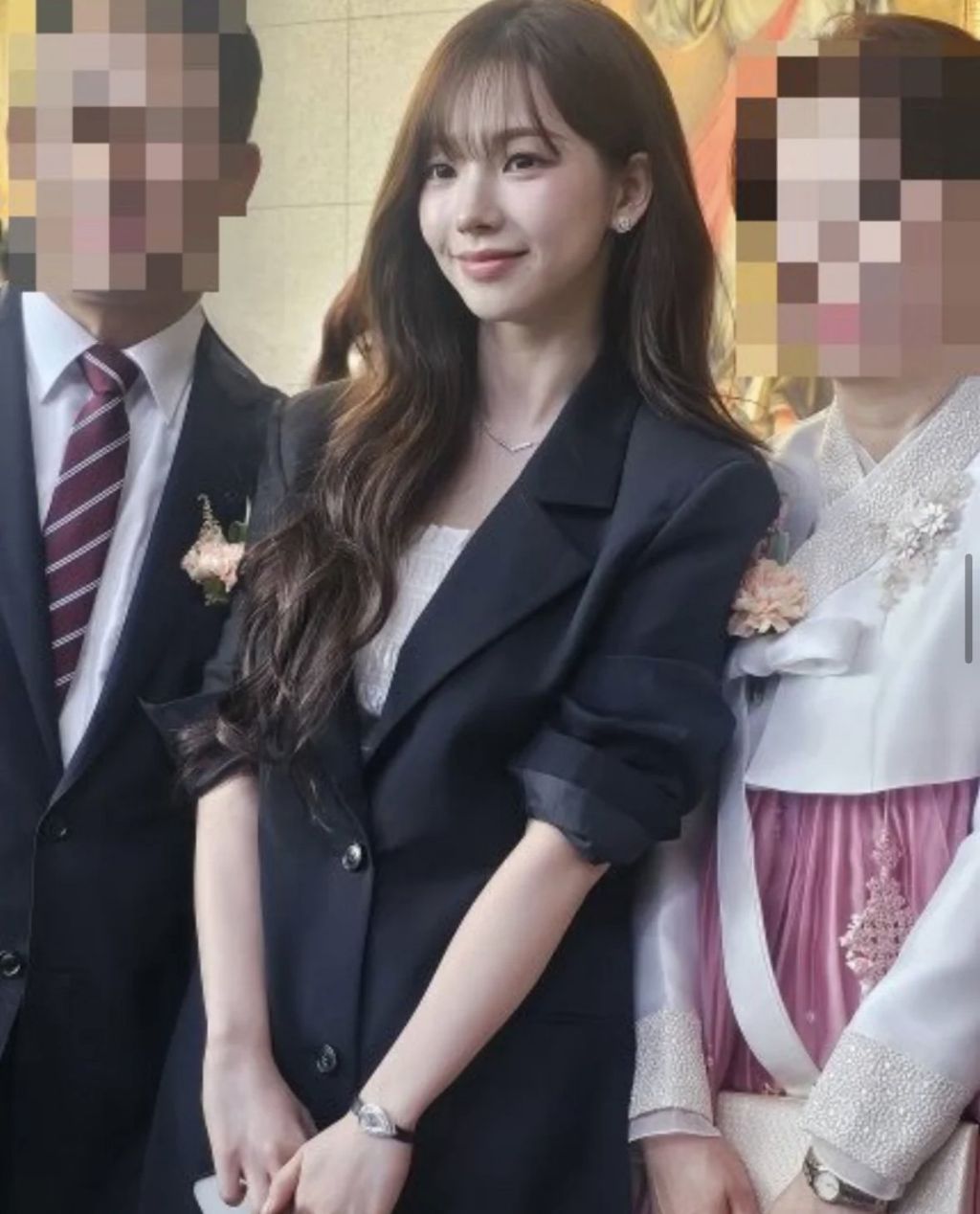 오늘자 친언니 결혼식에 간 카리나 실물 | 인스티즈