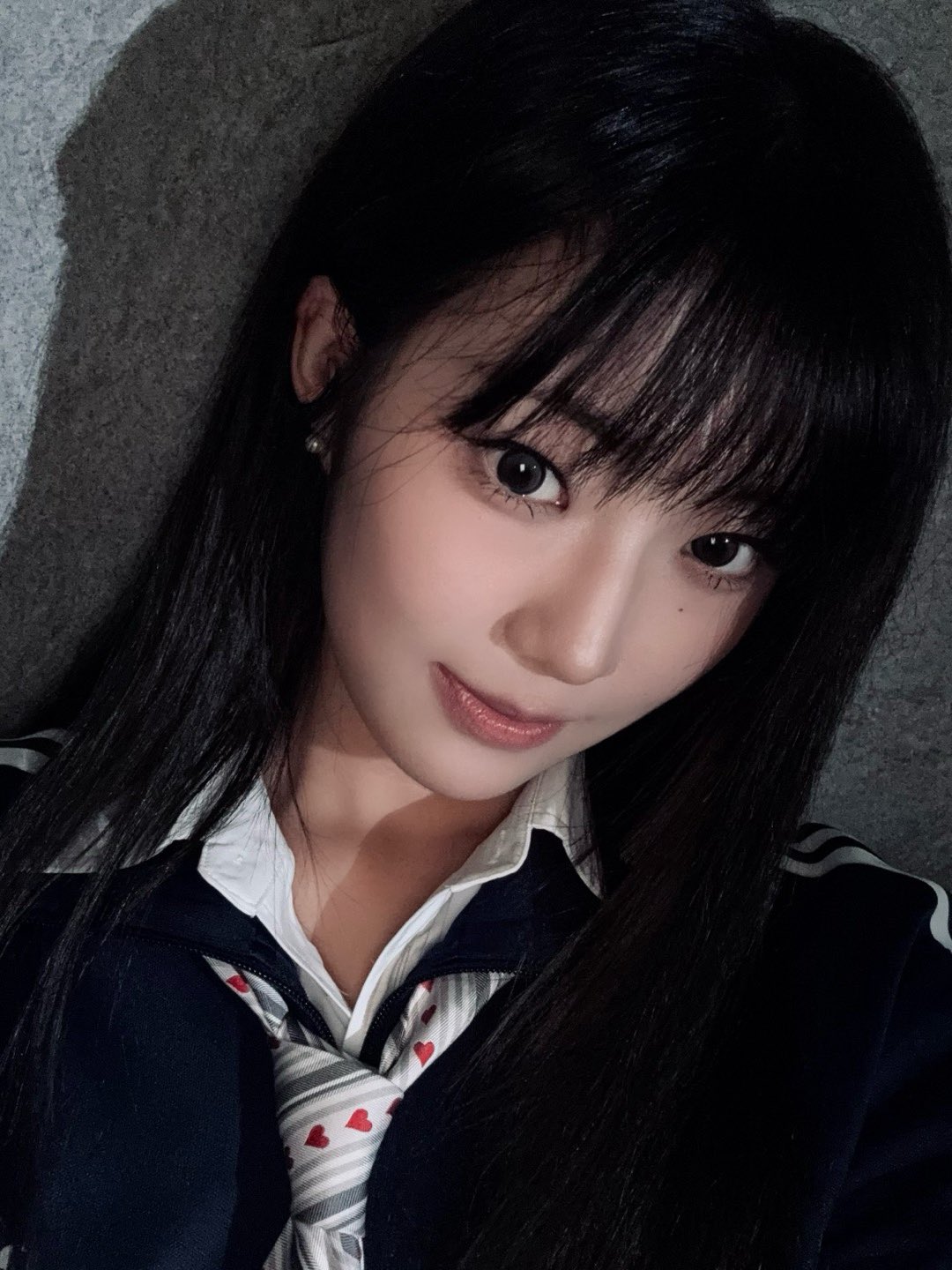스타일링 누군지 몰라볼 정도로 완전 바꼈는데 팬들 반응 살짝 갈리는 여돌.jpg | 인스티즈