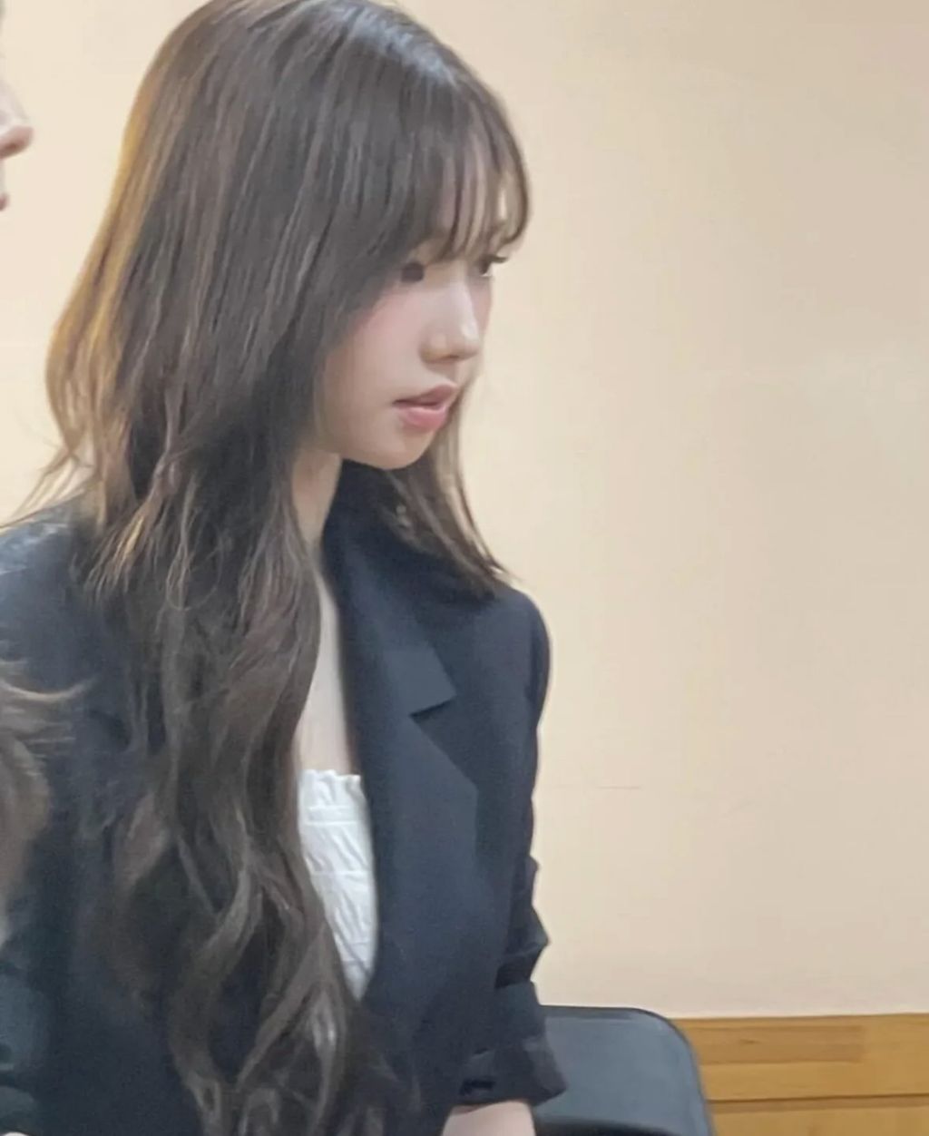 오늘자 친언니 결혼식에 간 카리나 실물 | 인스티즈