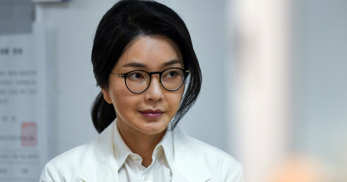 김건희 입원 사유는 '극심한 우울증'...尹, 밤에 병실 지켜 | 인스티즈