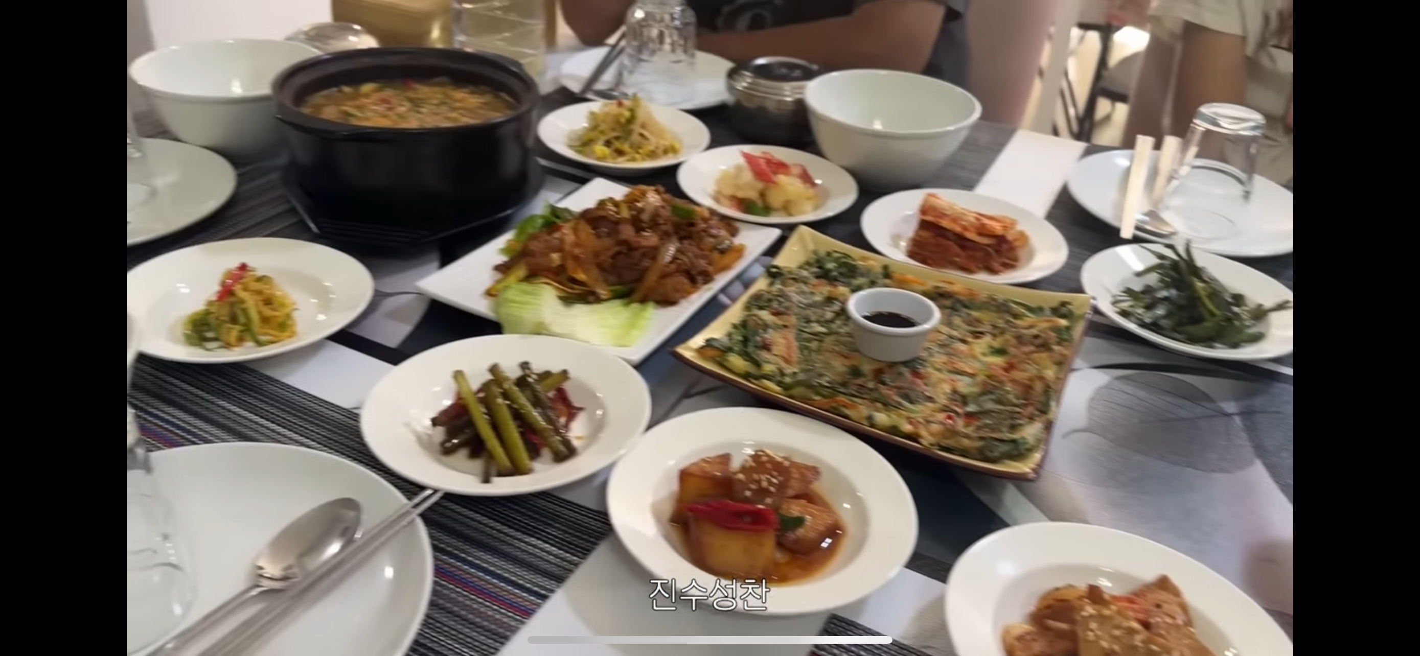 세계 최초 전쟁 피란 브이로그 | 인스티즈