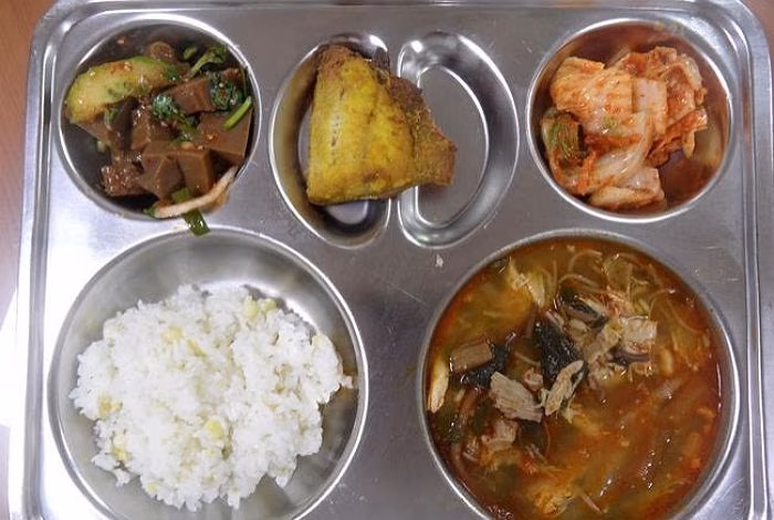 초중고딩때도 급식 좋아했던 달글 | 인스티즈