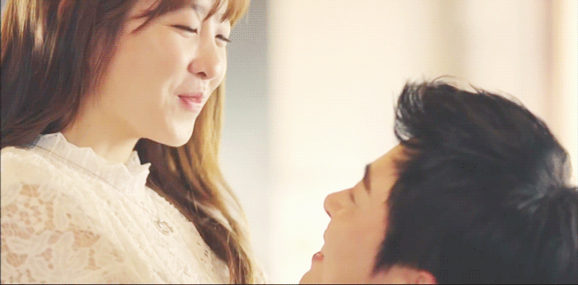 배우들의 아이디어와 애드립으로 탄생한 레전드 키스씬 | 인스티즈