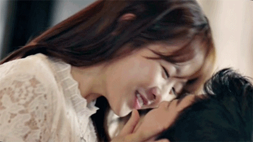 배우들의 아이디어와 애드립으로 탄생한 레전드 키스씬 | 인스티즈