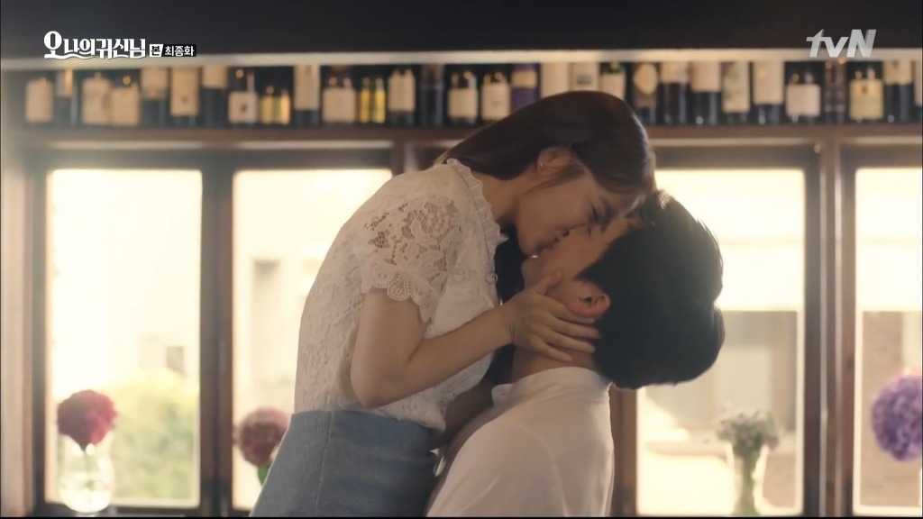 배우들의 아이디어와 애드립으로 탄생한 레전드 키스씬 | 인스티즈