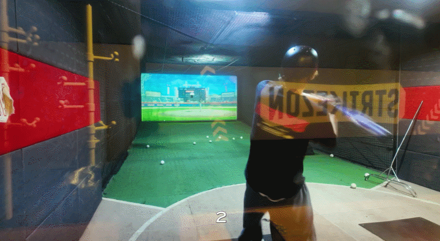 멤버들이 아무도 야구를 안 좋아해 쉬는날 혼자 스크린 야구장 가는 남돌 | 인스티즈