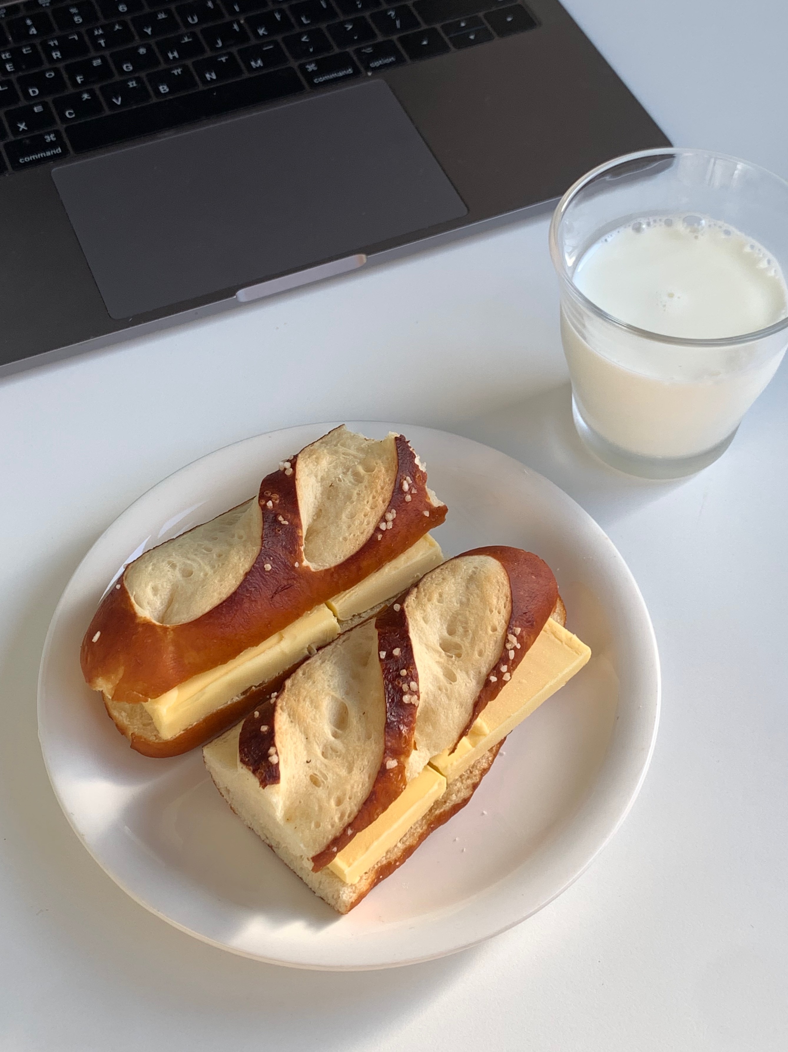 왜요? 제가 베이킹에 미으로 보이세요? | 인스티즈