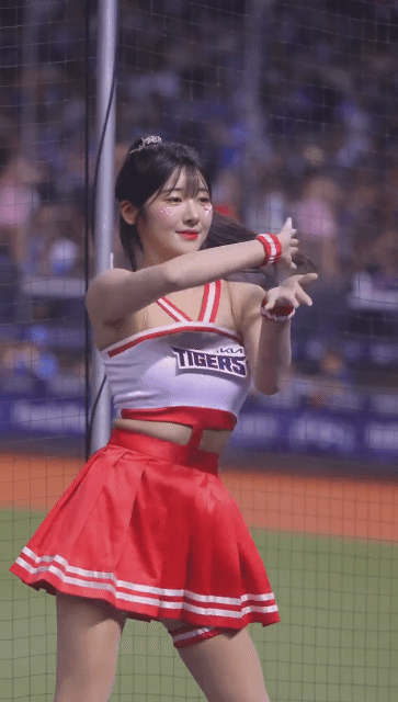 은근히 이쁜 고가빈 치어리다 | 인스티즈