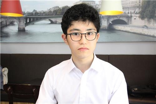 소설이어도 설정과다라고 들을법한 역대 최연소 회계사 스펙 (18살에 합격)