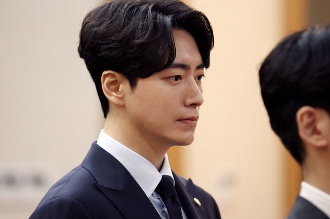 덩치끼리 곱해도 짱맛일까 이준혁 X 허남준 퀴어 가상 시나리오 | 인스티즈