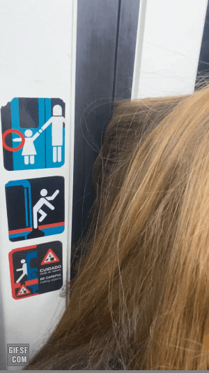 지하철문에 머리까락 끼인 여자 | 인스티즈