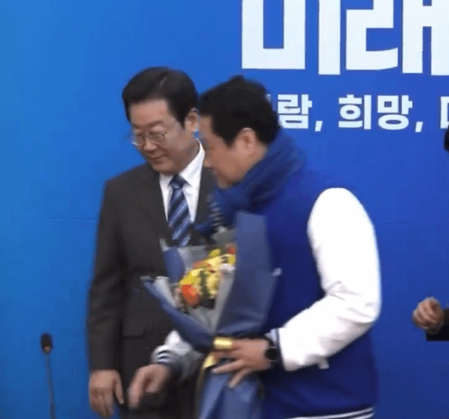 이재명 본인이 무의식적으로 하는 습관 두가지 | 인스티즈