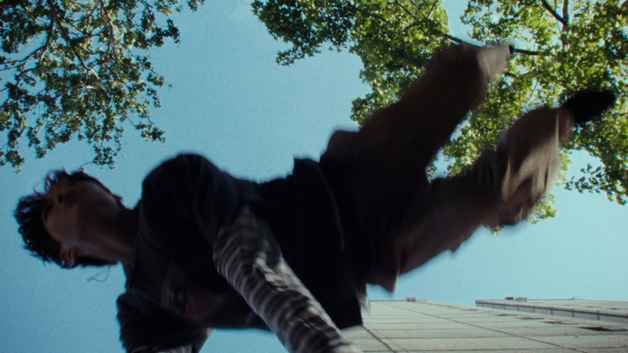 신기할 정도로 데뷔 시기부터 뮤비까지 비슷하다는 두 그룹 | 인스티즈