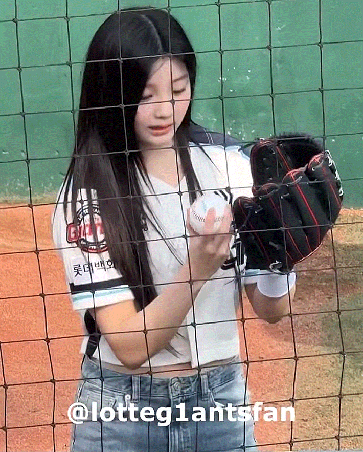 현 걸그룹 머리숱 GOAT라는 아일릿 원희 | 인스티즈