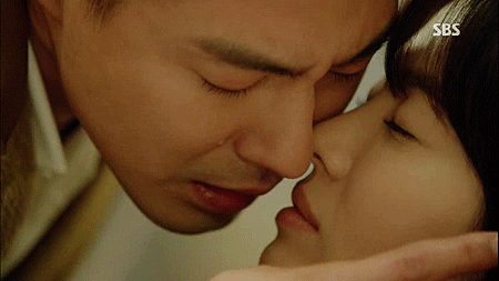 송혜교 조인성이 영상으로 말아준 리디였던 드라마 | 인스티즈