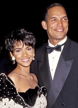 현재 미국 난리난 할리 베리 전남편이 이혼한 이유.jpg | 인스티즈